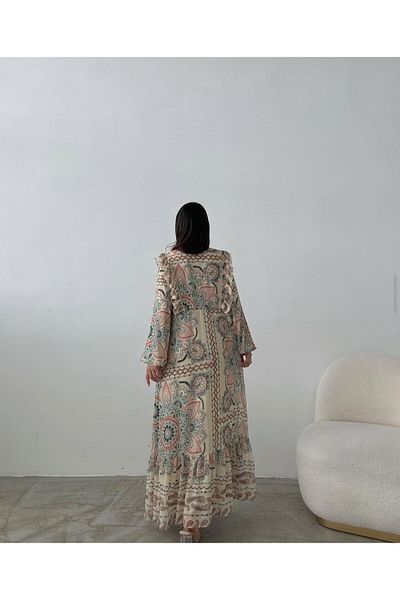 Swan Woman Φόρεμα σιφόν με βολάν με λεπτομέρεια με μοτίβο ζουμερό στη φούστα