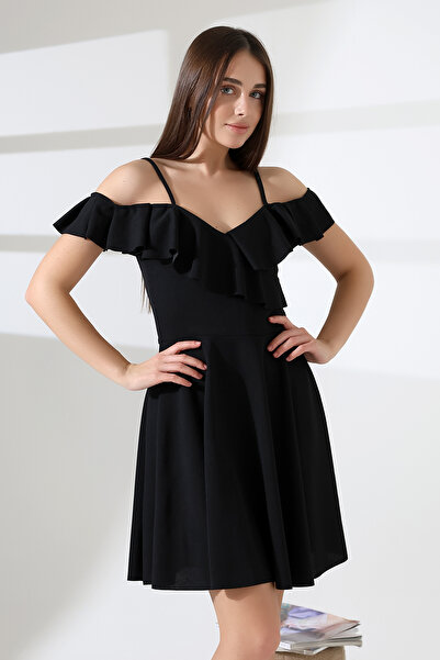 Planet Prestige Omzu Açık Volanlı Siyah Elbise
