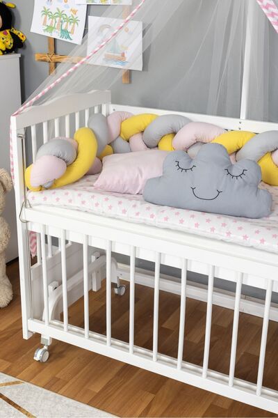 Bamgidoo Ahşap Beşik Anne Yanı Beşik Beyaz 60x120 - Pembe Sarı Örgü Uyku Seti Seti + Yatak + Tekerlekli