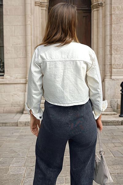 bacc Women's Ecru Denim Crop Jacket Bcbsk-25700-Kt-0091