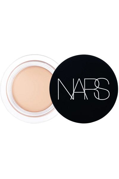 Nars Concealer with High Coverage That Gives a Natural Look to the Skin 6.21ml Crème Brulee