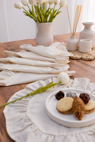 Morlay Set of 2 Doily Round Doilies - Frilly Cotton Linen, 40 cm - Natural Beige Color