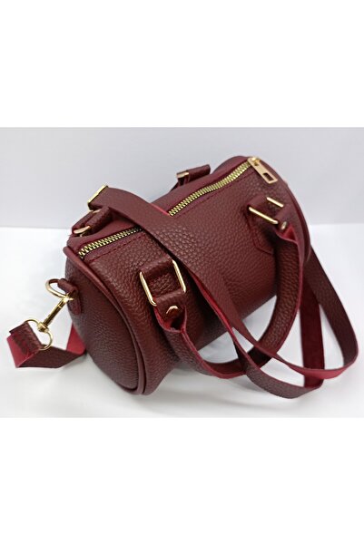 stilyy حقيبة يد وكتف صغيرة باللون العنابي (حقيبة ديلبر)