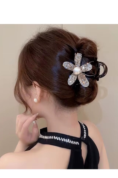 CAŞ DEKORASYON Black Color Stone and Pearl Latch Buckle