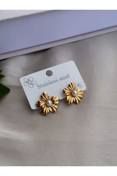 HERCY 316 L Stainless Steel Flower Earrings |   Small Size Flower Earrings with Pearls |   Steel Gold Earrings