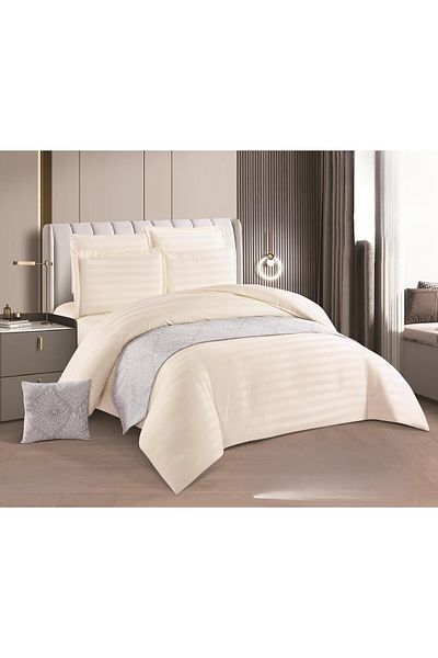 Red Rose A royal double hotel bedspread to give you elegance and comfort, made of the finest materials, size 240*260 cm