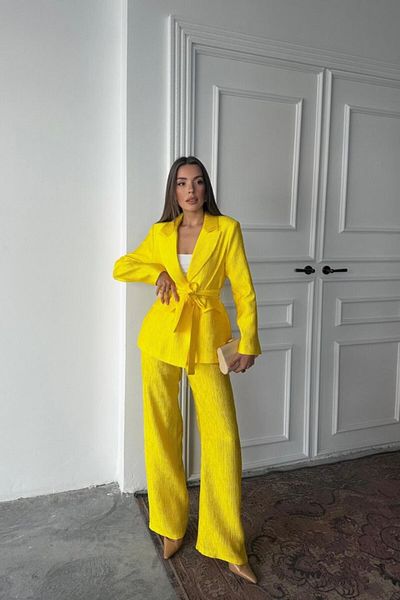leyla sanat sanata yeni bir bakış açısı Leyla Art a New Perspective on Art Neon Waist Belted Jacket and Pants Bright Suit