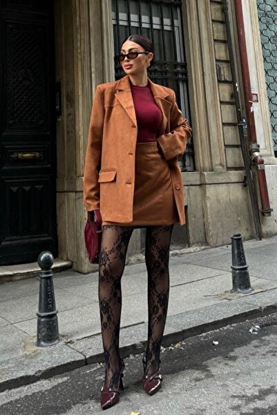 buğrahayalin Σουέντ κοστούμι με μίνι φούστα 9935