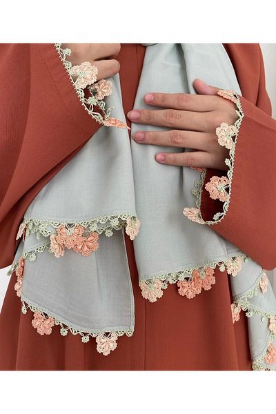 Nimet Abla Butik Hand Embroidered Prayer Robe Suit