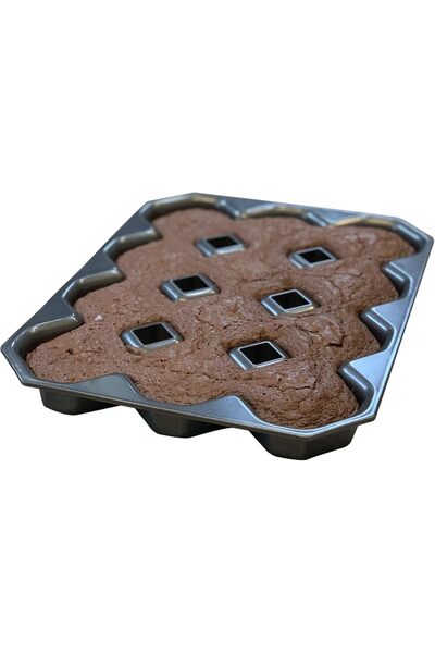 Bakelicious صينية براوني مقرمشة غير لاصقة