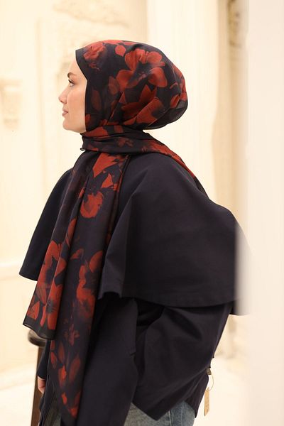 Silk Home Narcissus Pattern Naria Shawl