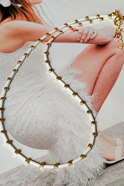 Trendy Butik قلادة شريط أبيض