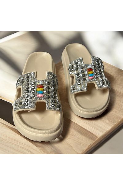 Lion Daily Use Ultra Light Eva Slippers with Stones for Beach Pool