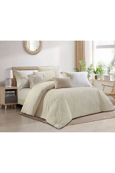 Levore Horse comforter set, made of silky-soft jacquard fabric with a modern and distinctive pattern that satisfies all tastes, 8 pieces, king size