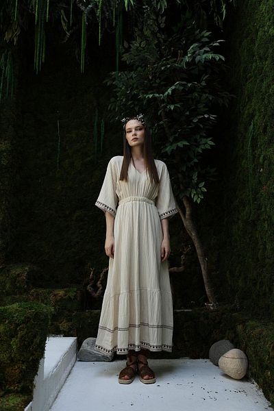 Le Savu ROCHIE DE MUSLINĂ BRODATĂ DE CULOARE CREM SHILSEE