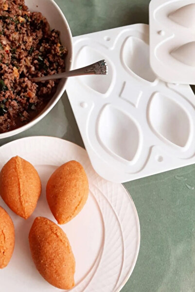 Genel Markalar Pratik 4 'li Içli Köfte Aparatı Içli Köfte Kalıbı Içli Köfte Kalıbı Beyaz