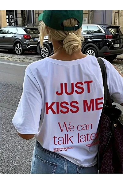 Marco Fresco Unisex Design Just Kiss Me Printed Oversized T-Shirt
