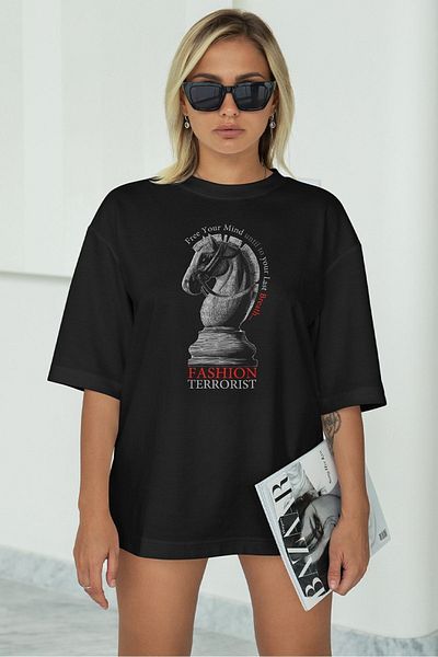 Overoz Μπλουζάκι Chess Horse με στάμπα Semi Oversize 1010