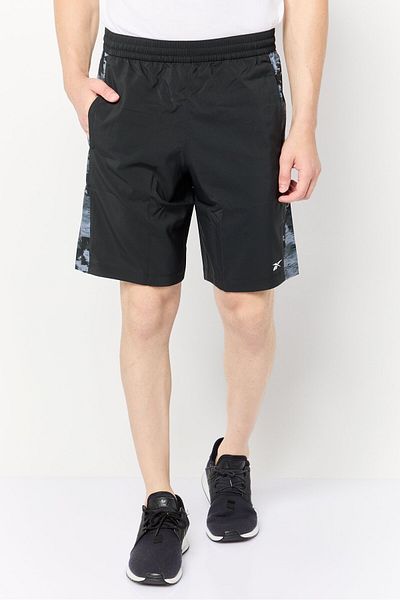 Reebok شورت تدريب رياضي للرجال، أسود