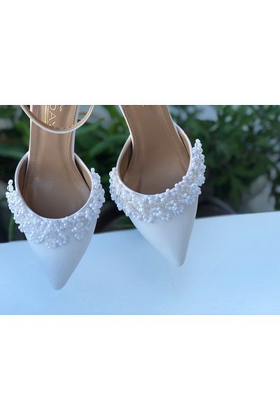 Holdays Women's Pearl Detailed White Wedding Shoes