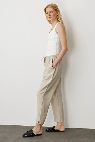 Desen Triko Women's Elastic Waist Linen Trousers Beige