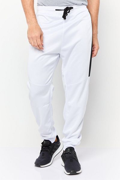 Rocawear Men Regular Fit Embroidered Jogger Pants, White