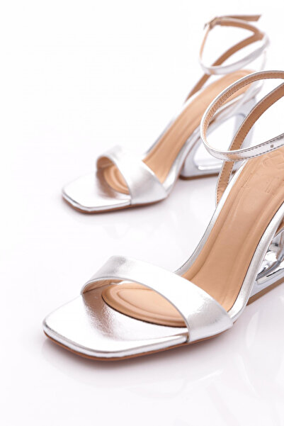 DGN Kadın Bilekten Bağlamali Topuklu Abiye Ayakkabı 353733210