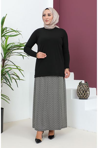 sefamerve Μαύρη φούστα βισκόζης Plus Size - Τεμαχισμένη, Μοντέλο 4360H-02