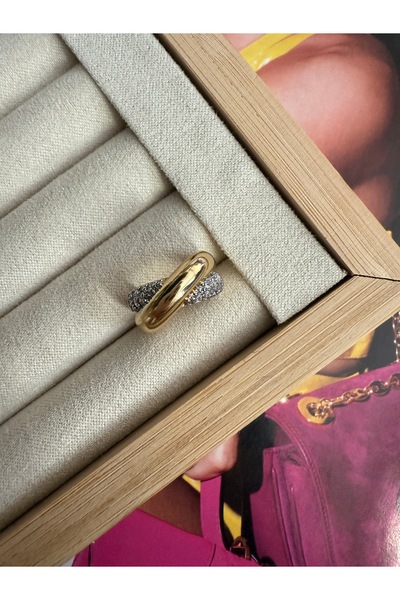 Pinery Jewels Zirkon Taşlı Çapraz Geçmeli Kıkırdak Küpe