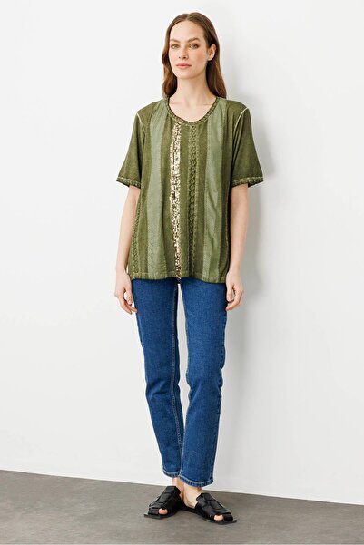 Desen Triko Women's Crew Neck Short Sleeve Leather Embroidered Combed Cotton Blouse Khaki