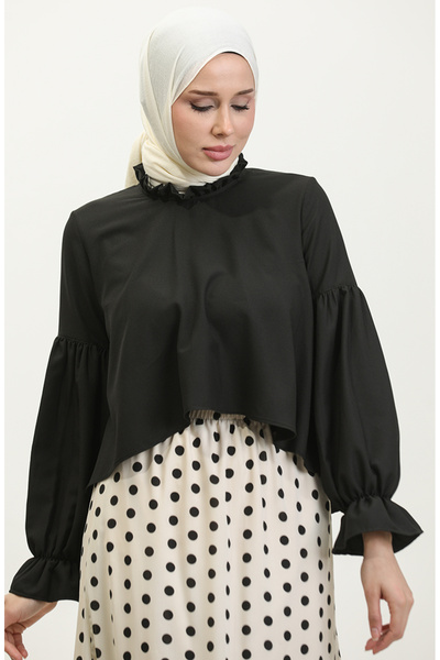 sefamerve Kolu Ve Yakası Fırfırlı Bluz 2038-01 Siyah