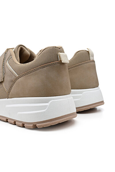 Tmall Men's Sports Shoes, With Mesh Inserts, B4006, Khaki