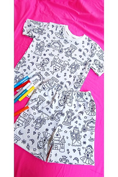 Prenses Desenli %100 Boyanabilir Ve Yıkanabilir, Şortlu Pijama Takımı (BOYA KALEMİ HEDİYELİ)
