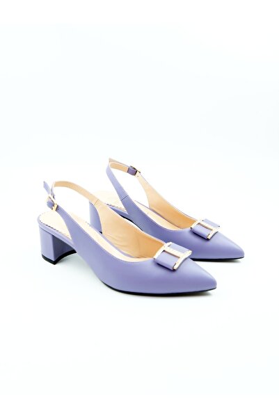 Tenau Pantofi cu toc de damă din piele naturală