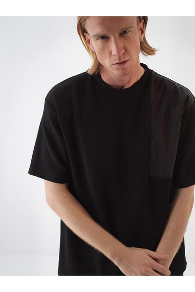 Xint Men's Black Oversize T-Shirt