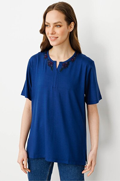 Desen Triko Women's Open Collar Lace Flower Embroidered Combed Cotton T-Shirt Indigo