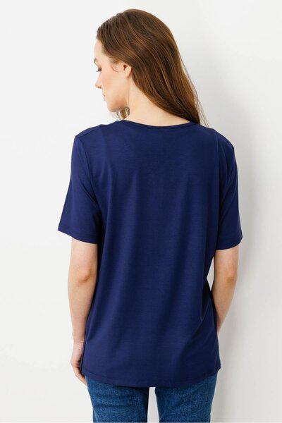 Desen Triko Жіноча футболка з відкритим коміром та вишивкою, темно-синя