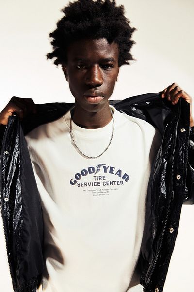 Pull & Bear White Goodyear T-shirt