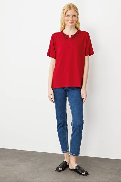 Desen Triko Women's Open Collar Lace Flower Embroidered Combed Cotton T-Shirt Claret Red