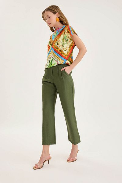 Vitrin High Waist Pleated Trousers
