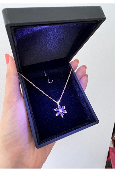 shop IŞIKLI TAKI KUTUSU İLE BİRLİKTE LOTUS KOLYE