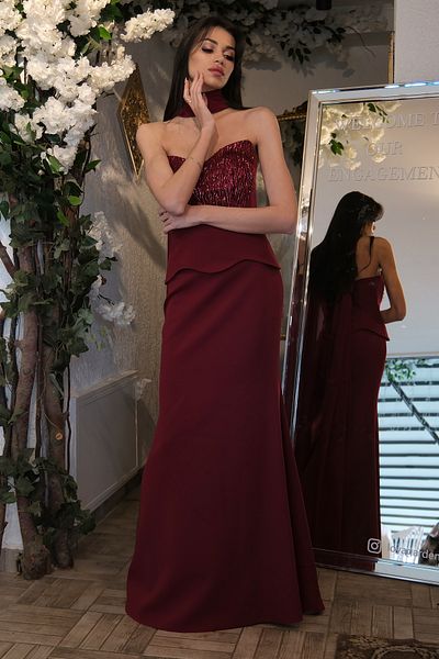 Feminist Stylish Evening Dress with Heart Neckline and Sequin Detail on the Chest, Burgundy 9705507