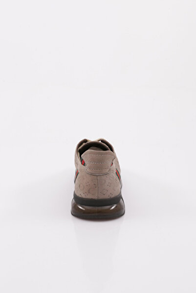 DGN 17276 Férfi fűzős alkalmi tornacipő