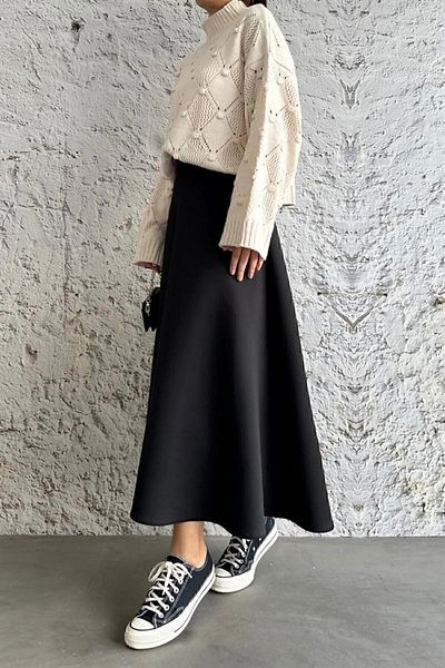 warn Hijab Women's Long Skirt -Black and White Scuba Skirt