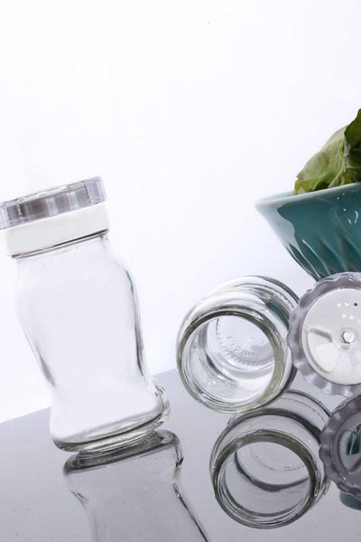LUXE Kitchen 3-Piece White Acrylic Lid Glass Salt Shaker Pepper Shaker Spice Shaker Oval White Lxshp 1055529