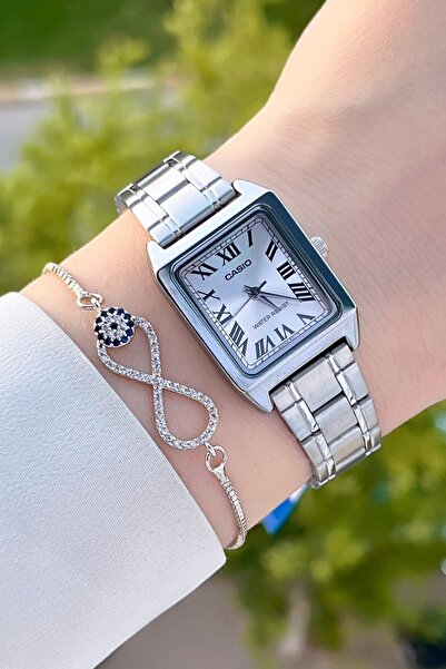 Casio Women's Wristwatch with Dial and Cord Metallic Color