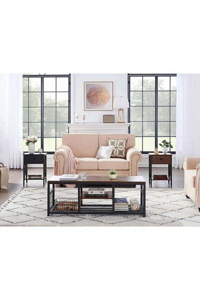 Orient A coffee table that brings elegance to your living space