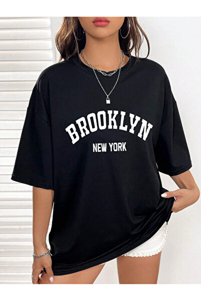 BEETON Μπλουζάκι Brooklyn New York - Μαύρο εμπριμέ κοντομάνικο μπλουζάκι με λ...