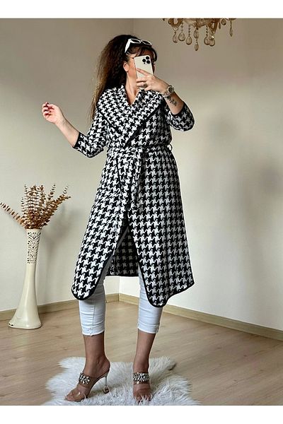 AZRA BUTİK Palton sezonier cu model picioare de gâscă