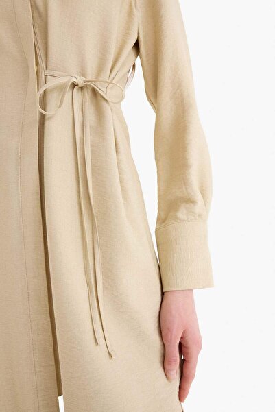 DeFacto Regular Fit Gömlek Yaka Büzgülü Uzun Kollu Diz Altı Tesettür Tunik D9862ax25sm